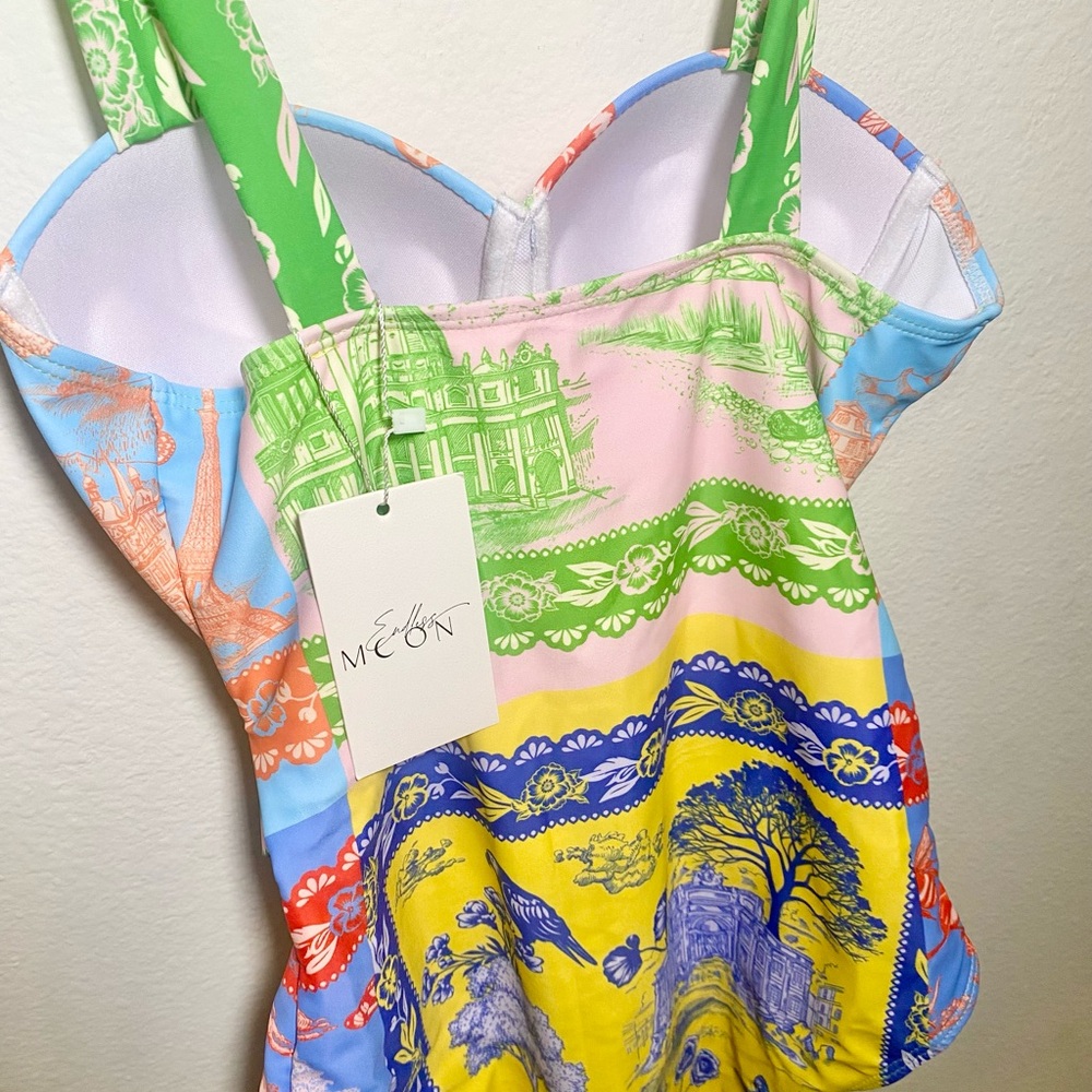 Colorful Patterned Swimsuit - Picture 5 of 8